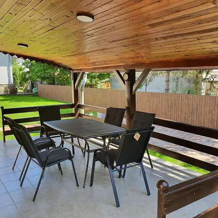 Napfeny Vendeghaz * ボニャルツバシュ